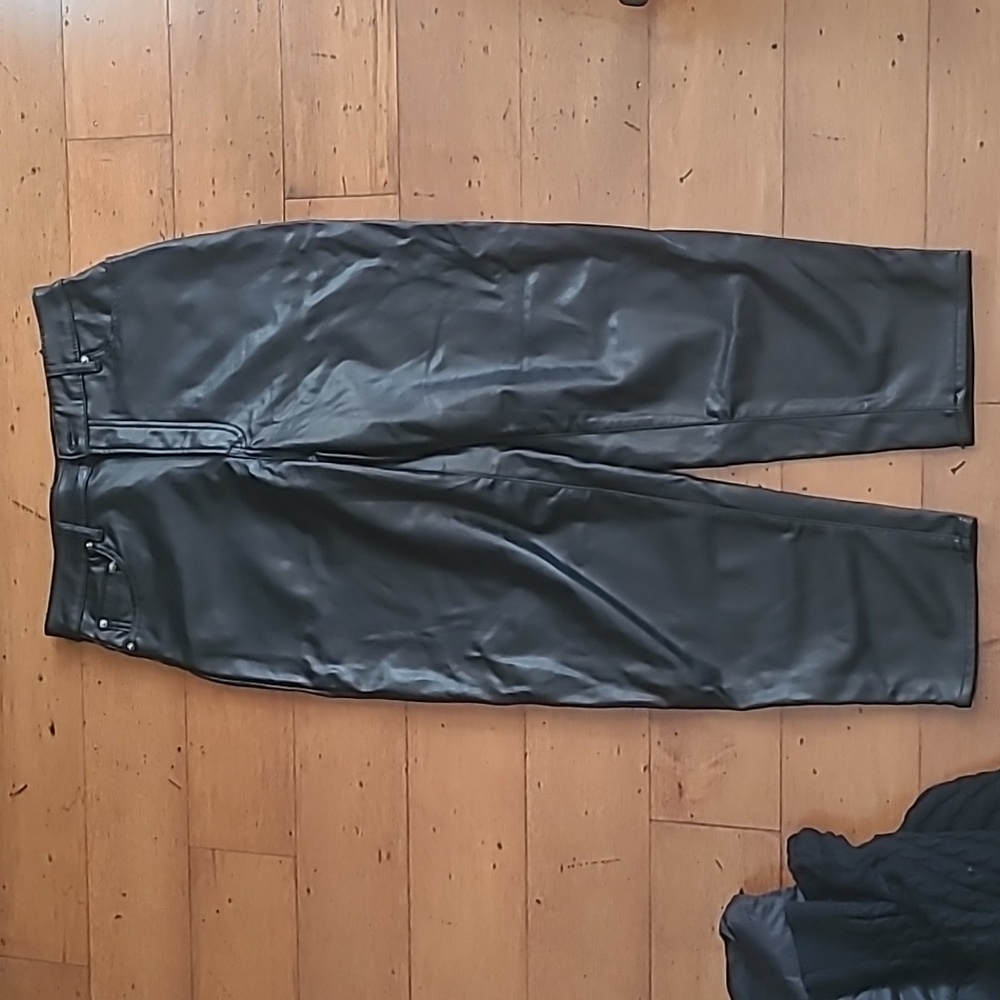 Divided Barrel Pants - Picture 4 of 6